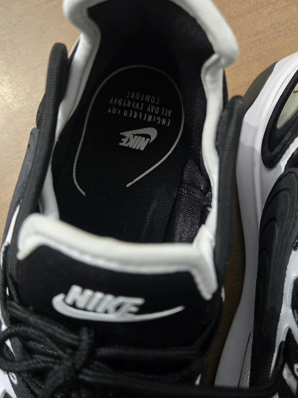 Nike Zoom Men’s Black & White Athletic Sneakers